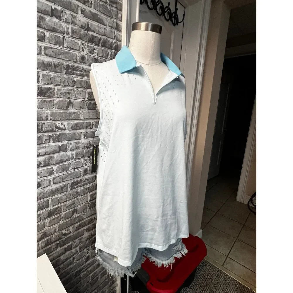 NWT woman's‎ nike shirt